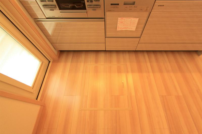 Receipt. 2013 November 20, shooting