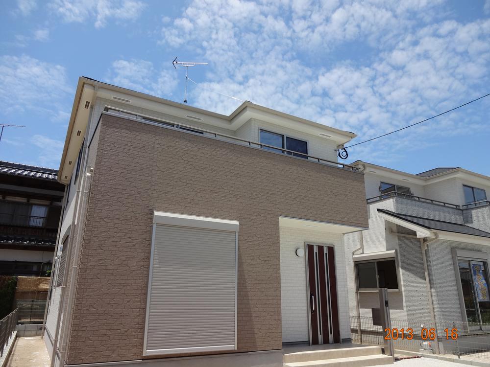 Local appearance photo. ●● weekend refresh in the green neighborhood park!