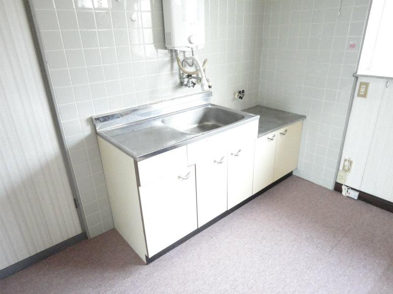 Living and room. Kitchen