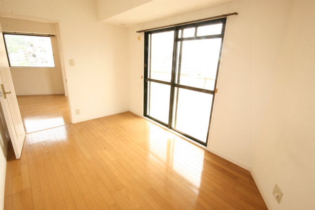 Living and room. Day good corner of the room ☆