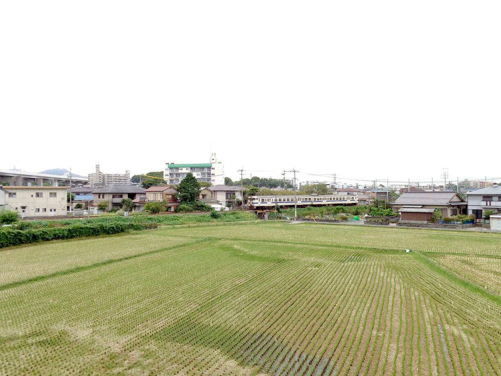View photos from the dwelling unit. Hitahikosan Line will street.