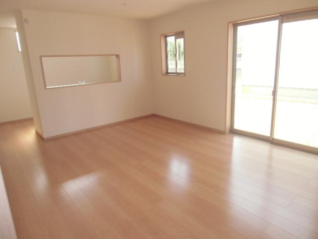 Living. Indoor (September 2013) Shooting