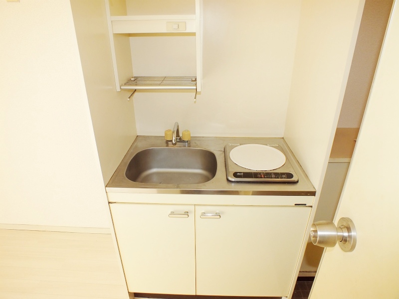 Living and room. Kitchen