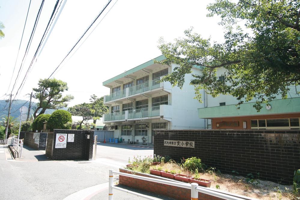 Primary school. Transmural elementary school About 630m (8 minutes walk)