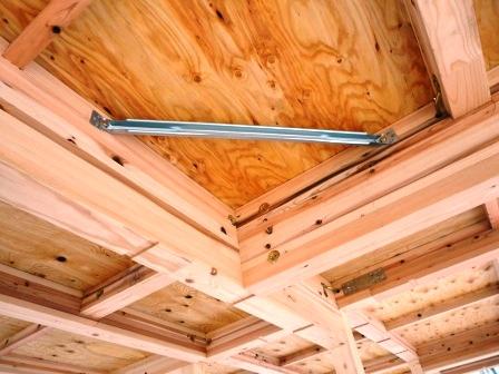 Construction ・ Construction method ・ specification. To prevent deformation due to horizontal force generated at the time of earthquakes and typhoons.