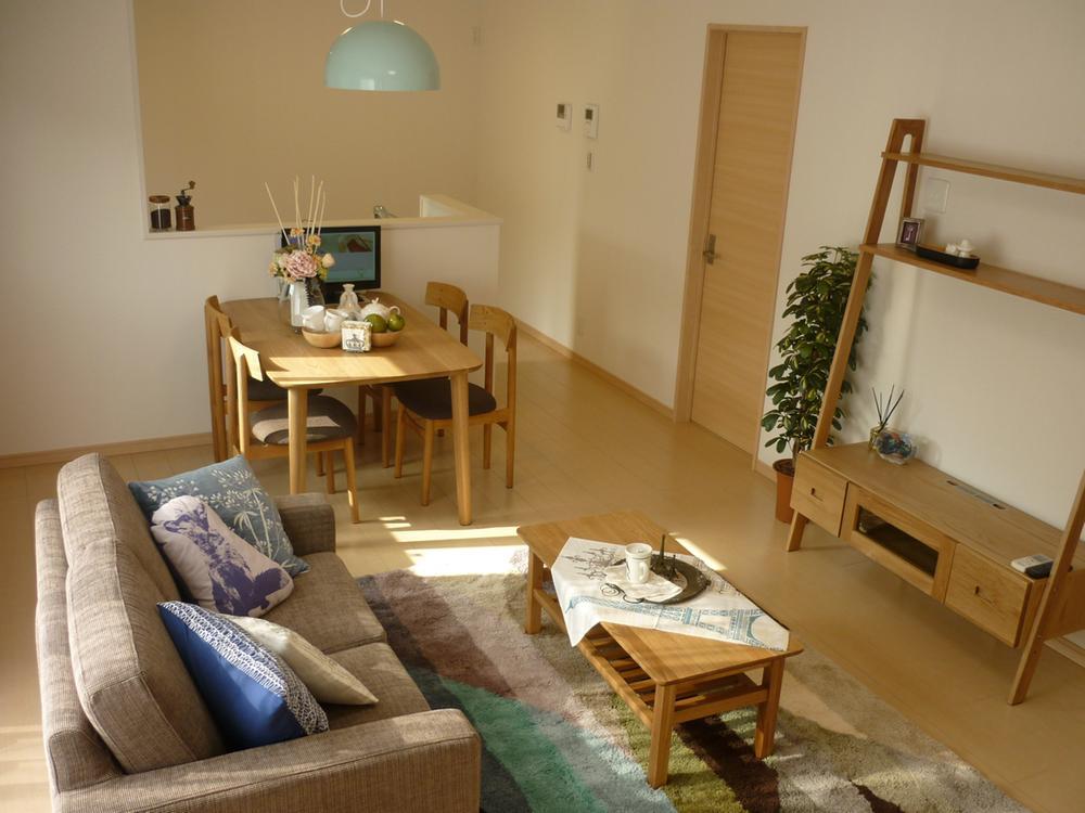 Living. Indoor (12 May 2013) Shooting