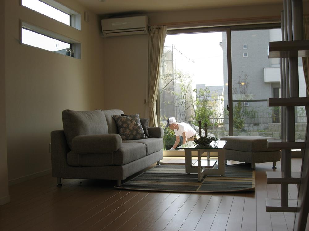 Living. Indoor (July 2012) shooting