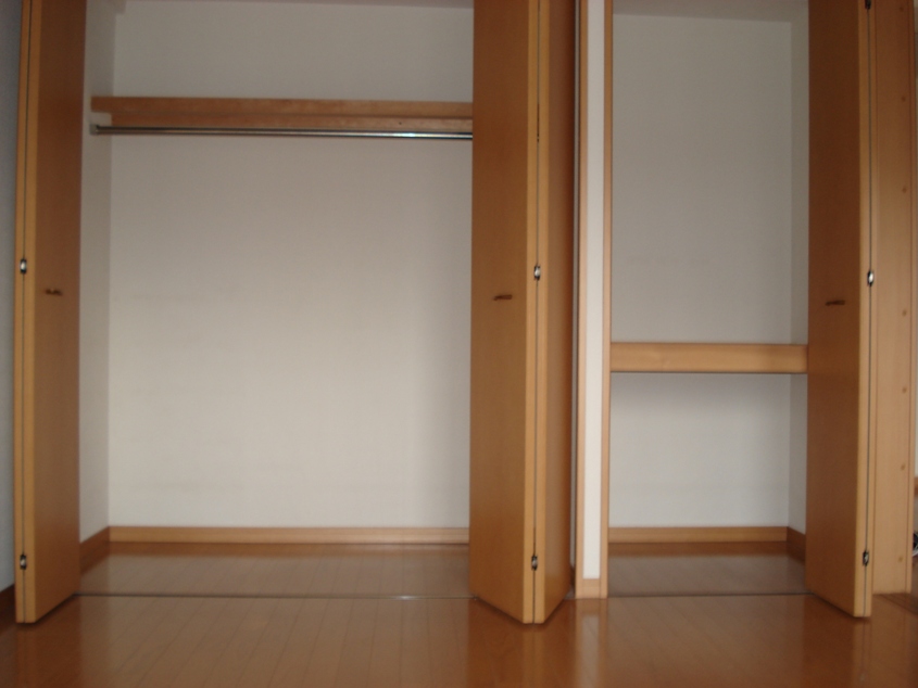 Receipt. Plenty of storage! !