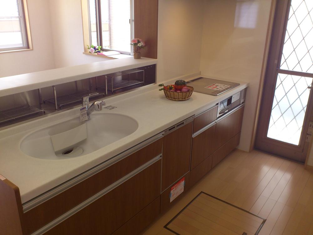 Kitchen. Room (May 2013) Shooting