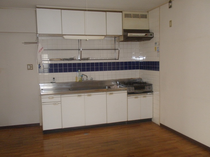 Kitchen. Wide and easy-to-use kitchen. 