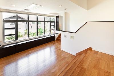 Building plan example (Perth ・ Introspection). Multi-purpose space is a personal computer, Piano, etc. ...