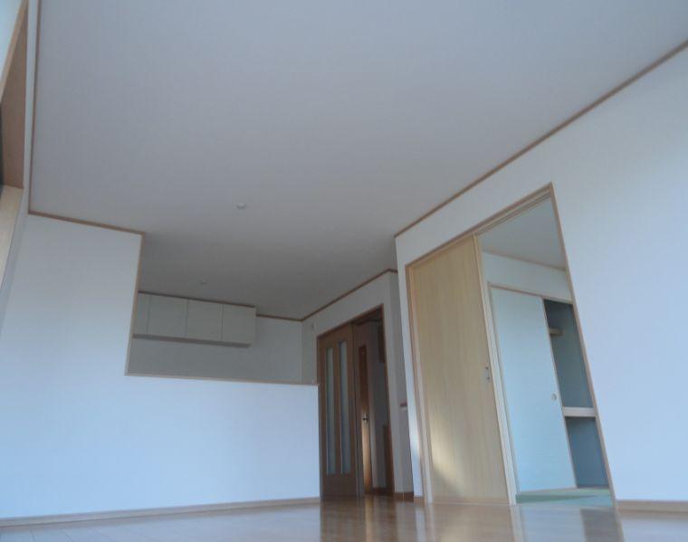 Model house photo. The photograph is the same type