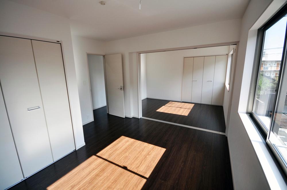 Non-living room. Indoor (10 May 2013) Shooting