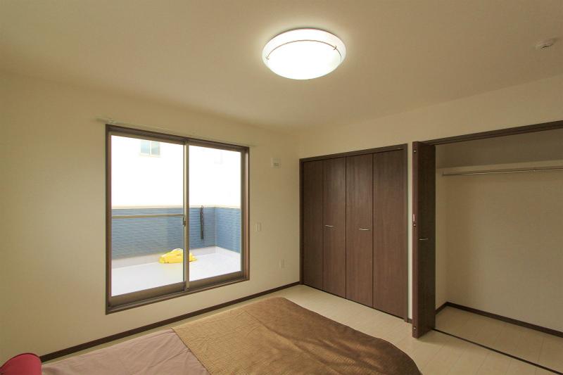 Non-living room. Local (November 20, 2013) Shooting