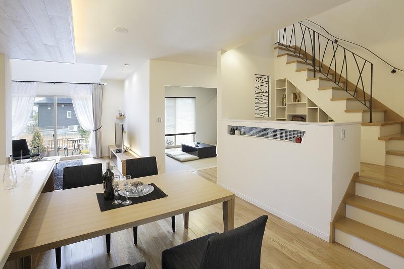 Building plan example (introspection photo). Accommodation exhibition hall of sound Provence Southern European-style With the image of elegant Provence not only cute fashionable has been tailoring the white to keynote.