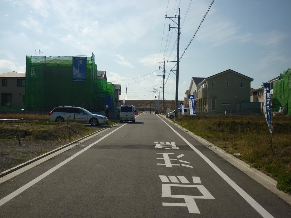 Local land photo. Local (10 May 2013) 98 city blocks of shooting Sunny Garden sound