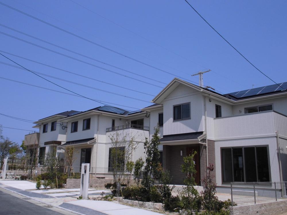 Sale already cityscape photo. Sale in the streets