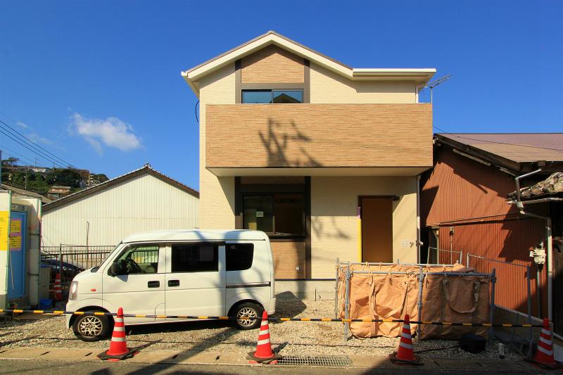 Local appearance photo. 2013 October 29, shooting