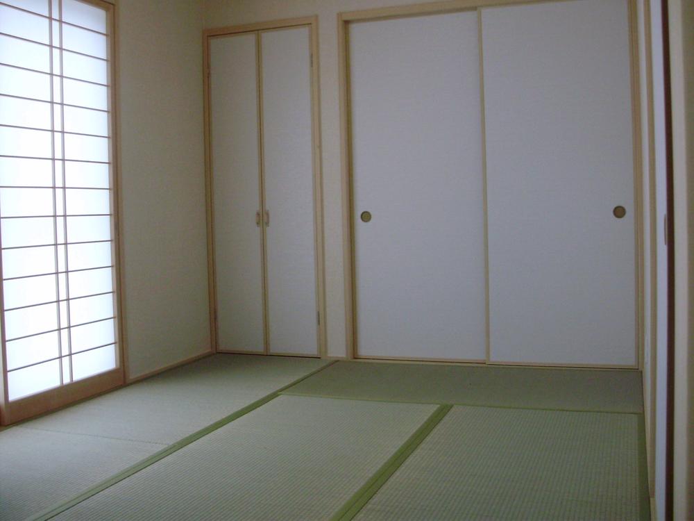 Other introspection. Indoor (July 2013) Shooting