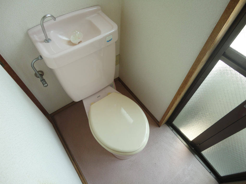 Other room space. Toilet
