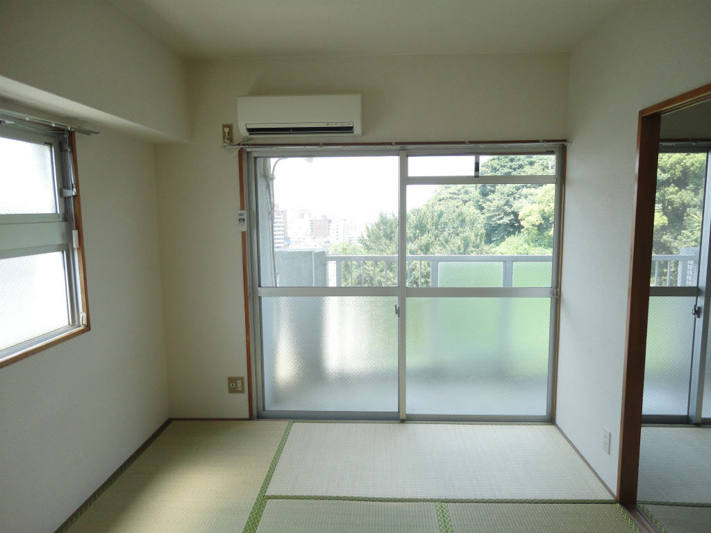 Other room space. Because the corner room lighting of ◎