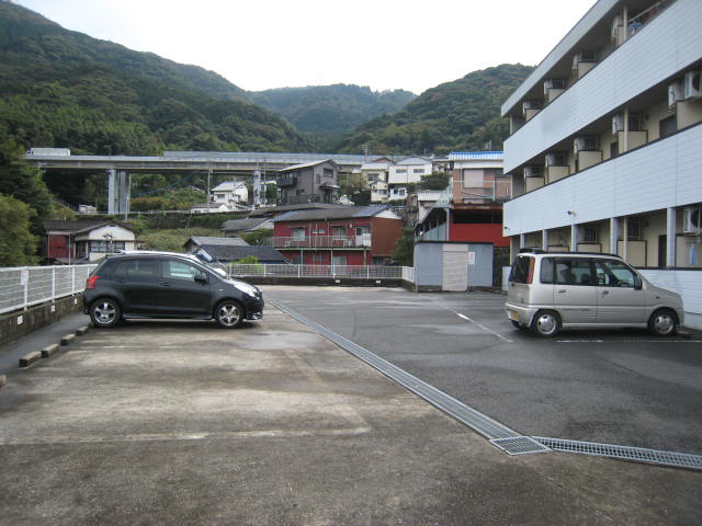 Parking lot
