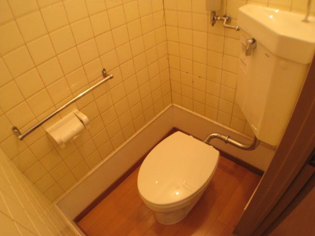 Toilet