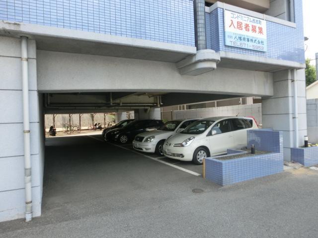 Parking lot