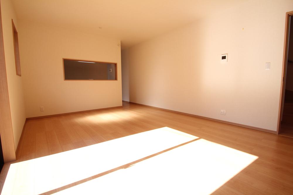 Living. The photograph is the same type