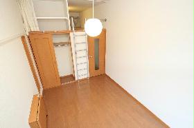 Living and room. Table (folding)