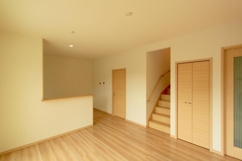 Living. 2013 December 5 shooting