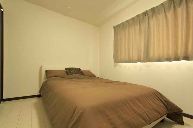 Non-living room. 2013 October 28, shooting