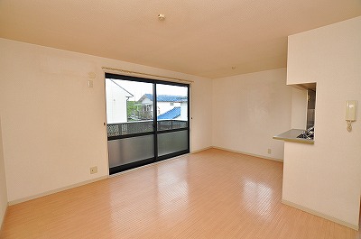 Living and room. LDK12 Pledge