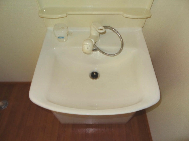 Other room space. Washroom