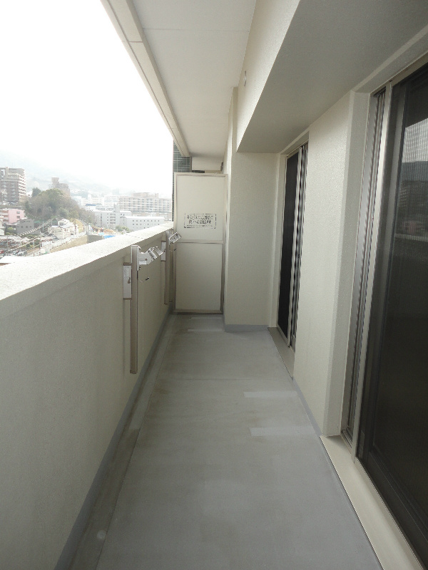 Balcony. Complete image