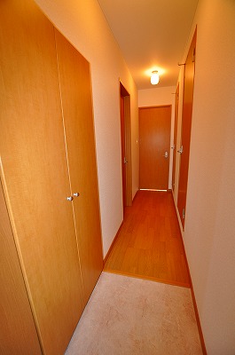 Entrance. Entrance hall