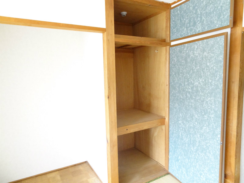 Other room space. Receipt