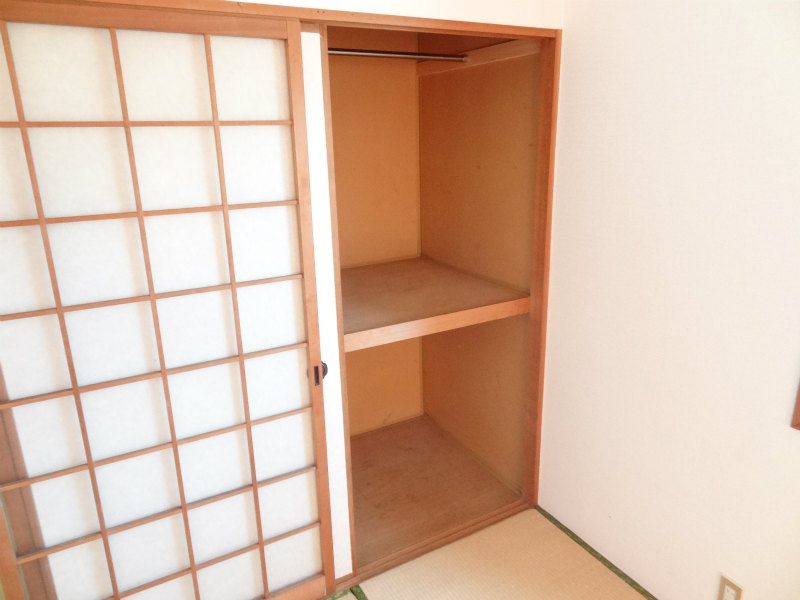 Living and room. Receipt