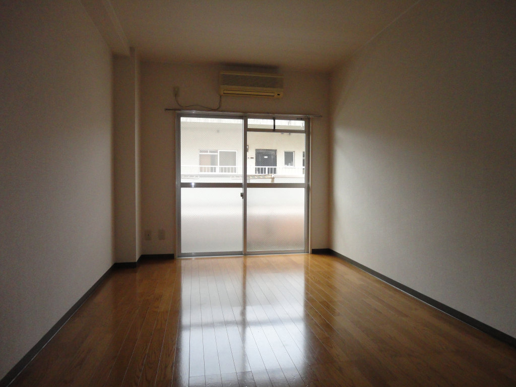 Kitchen. Western style room