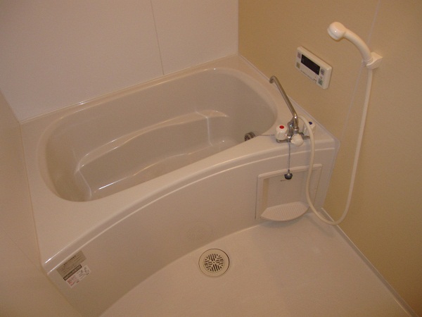 Bath. With reheating function