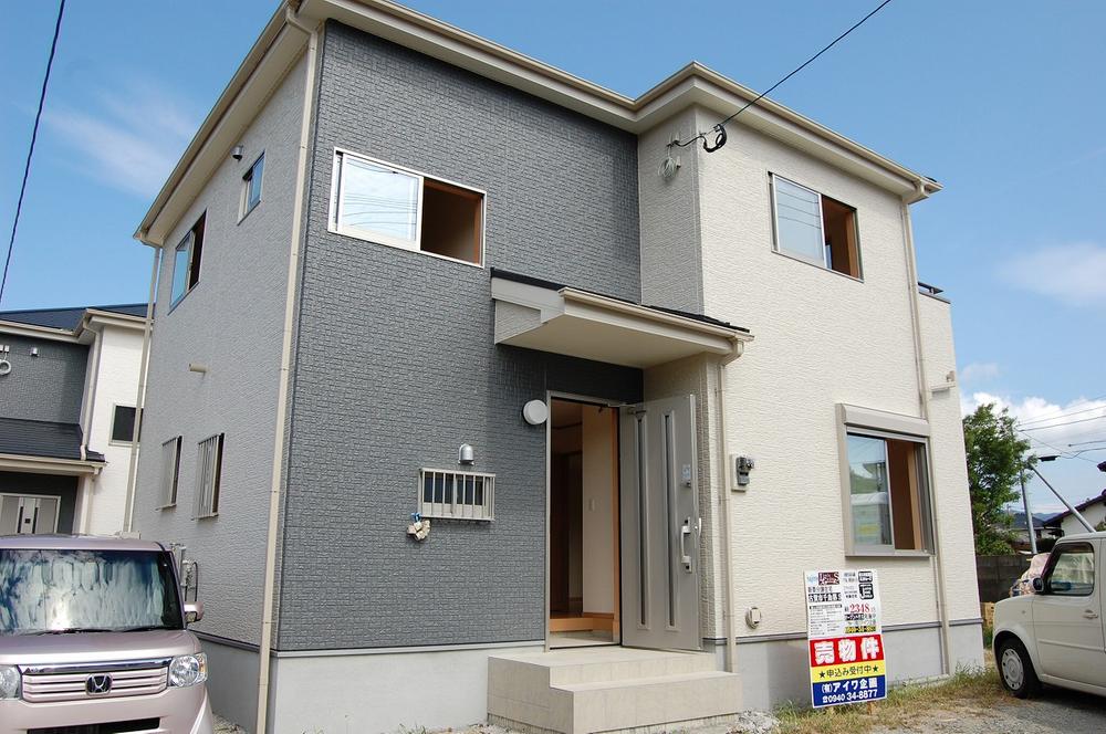 Same specifications photos (appearance)