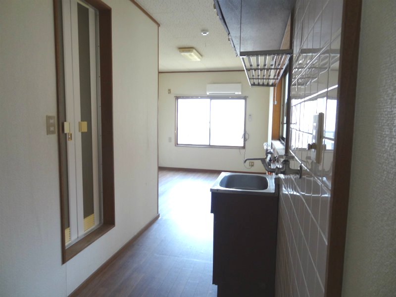 Living and room. Entrance