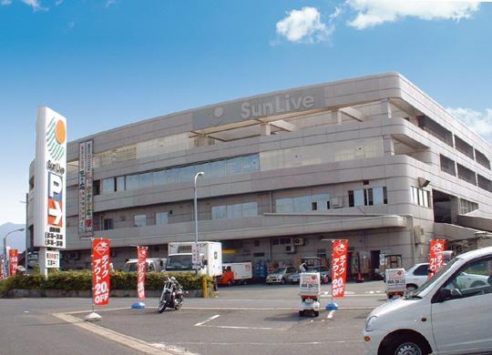 Home center. Best Denki Sanribu Sangamori to the store (hardware store) 1182m