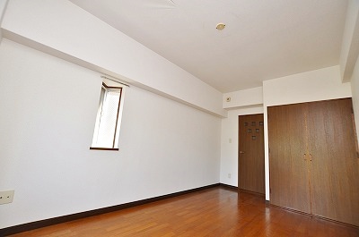 Other room space. Balcony