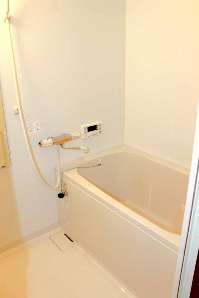 Bath. Reheating ・ shower