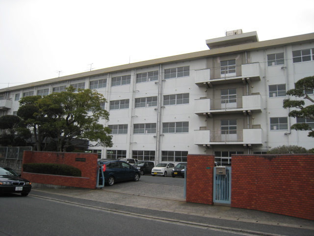 Primary school. 1107m to Kitakyushu Mitsusada elementary school (elementary school)