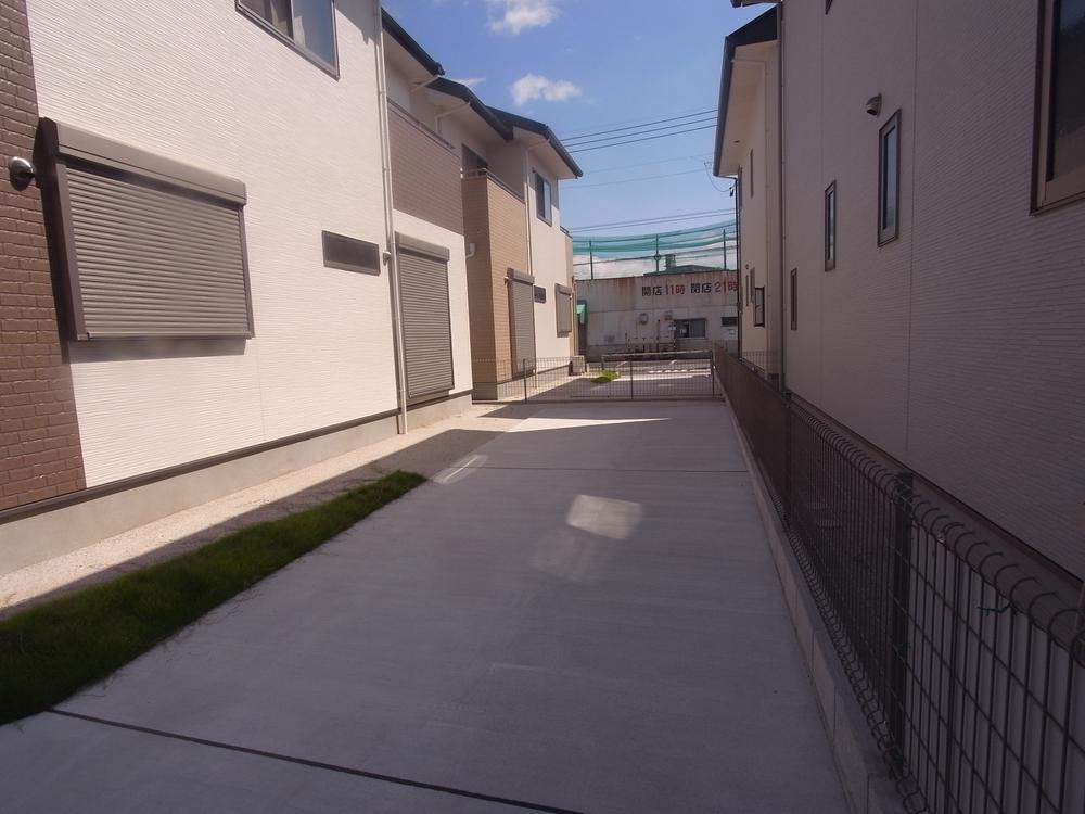 Parking lot. Local (January 2013) Shooting