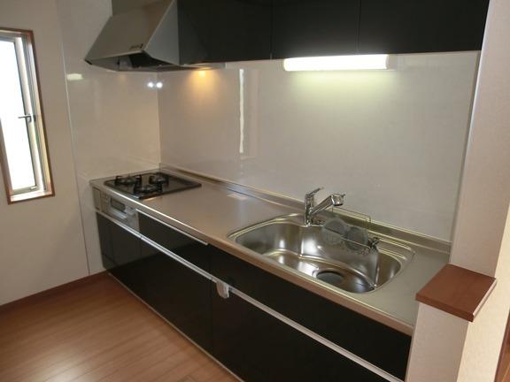 Same specifications photo (kitchen). Same specification kitchen