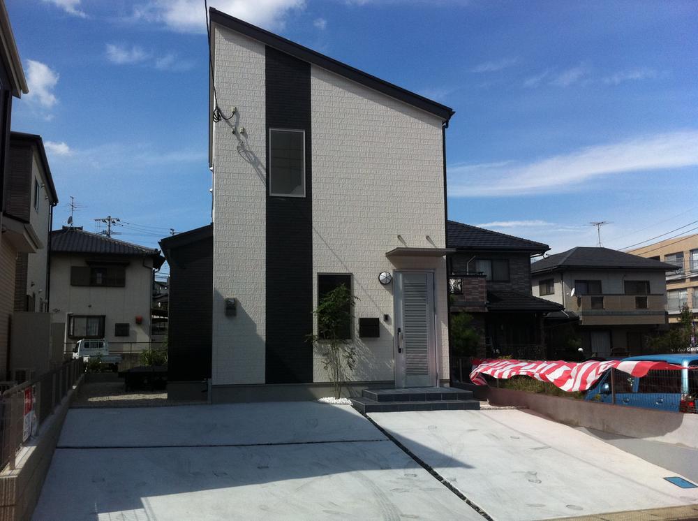 Local appearance photo