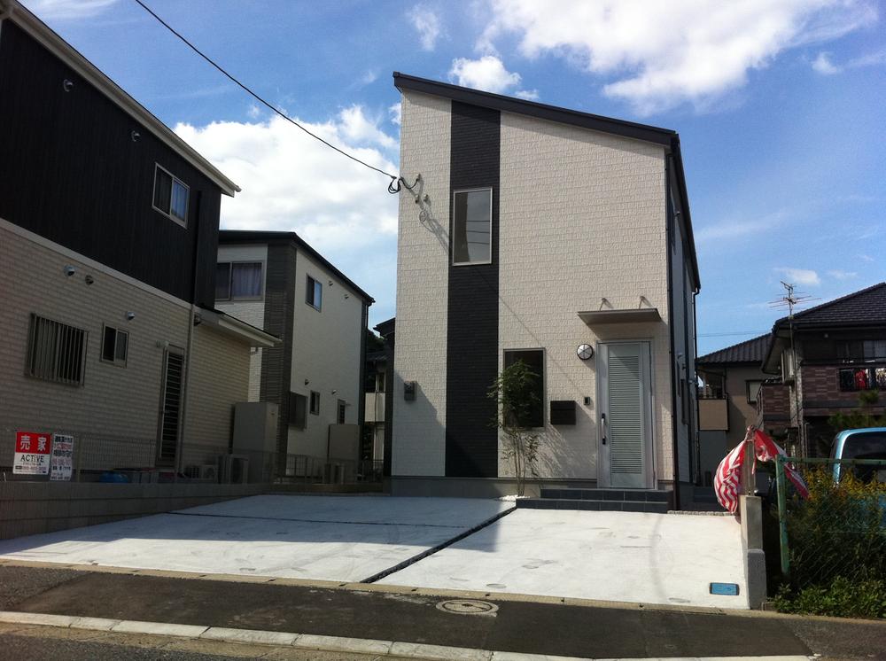 Local appearance photo